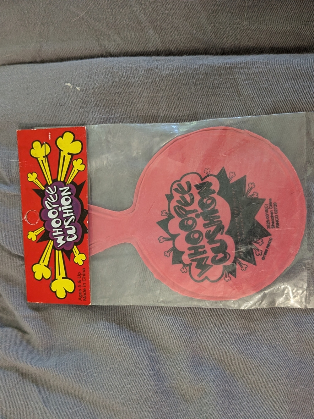 Mini Whoopie Cushion New Novelty Prank Party Gag Practical Joke Silly Funny Kids
